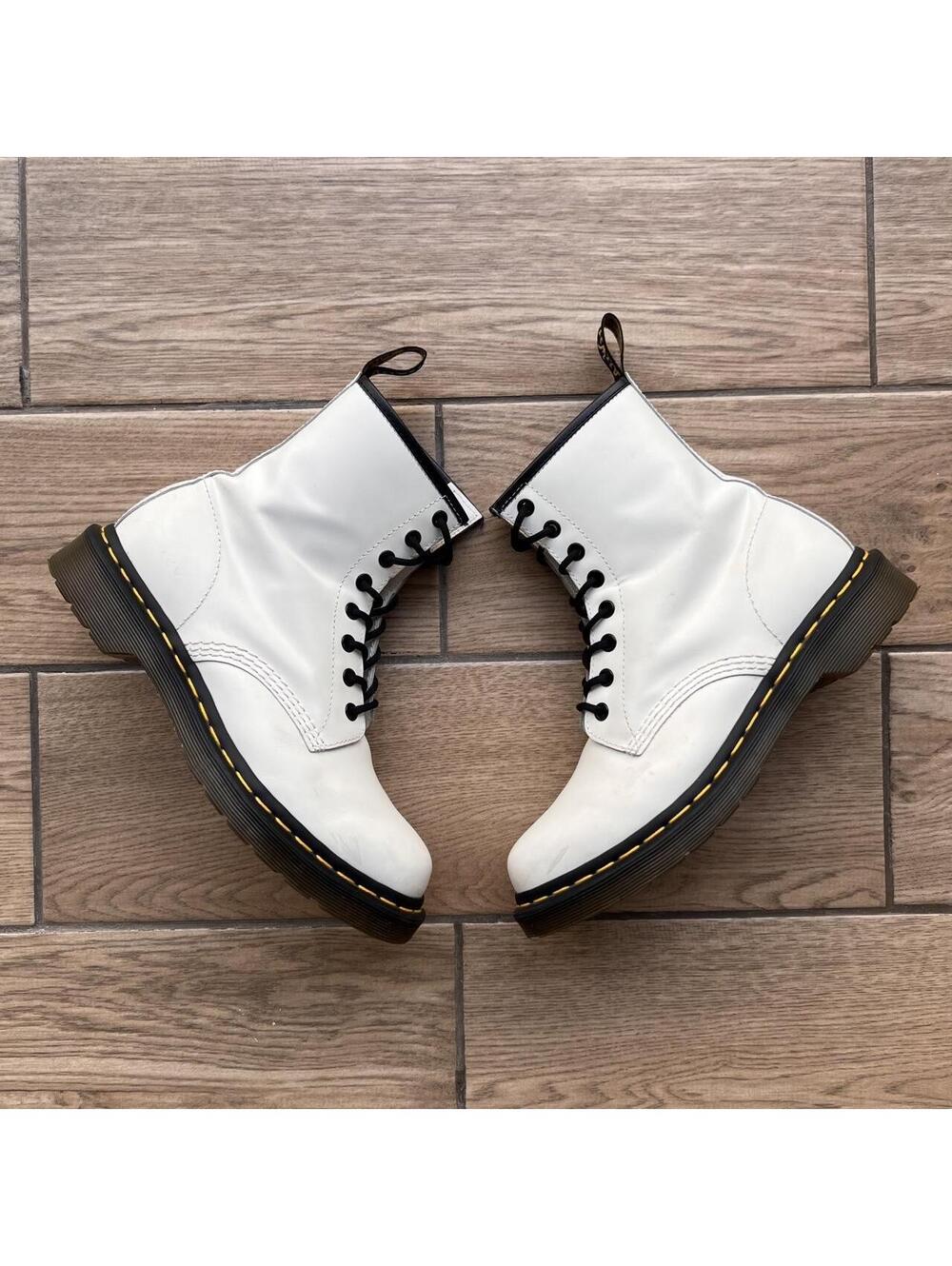 Y2K White Dr. Martens Grunge Leather Gothic Boots